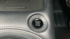 Nissan Juke 1.0 DiG-T N-Connecta 5dr DCT Petrol Hatchback